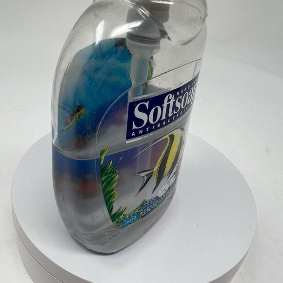 Vtg SOFTSOAP Hand Soap Plastic 7.5 Fl Oz Aquarium Panel Inside Yellow Black Fish - Picture 10 of 10